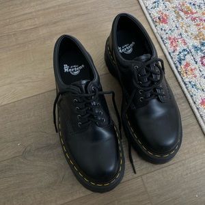 Dr. Marten 8053 Leather Platform Casual Shoes